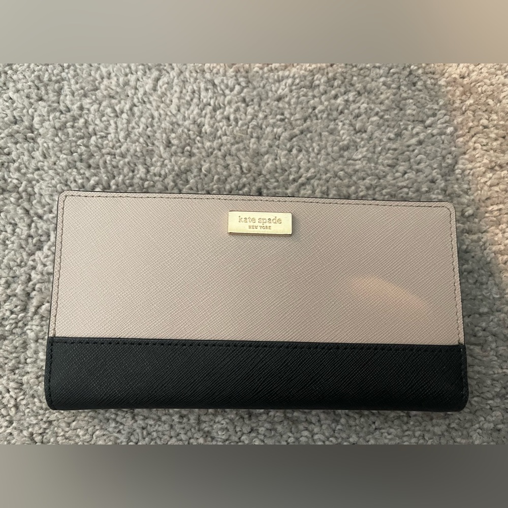 Kate spade wallet